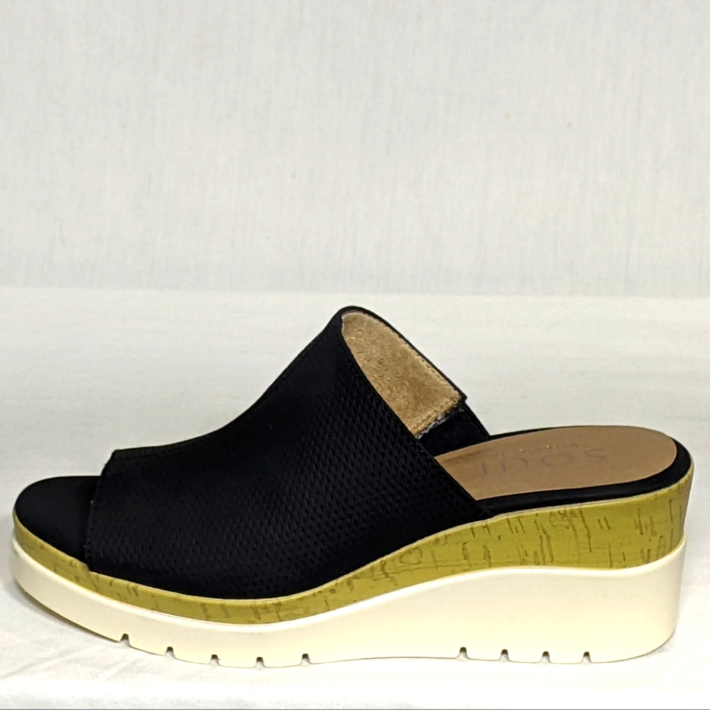 NEW SOUL Naturalizer Womens Goodtimes Wedge Sandal Sz 7 black